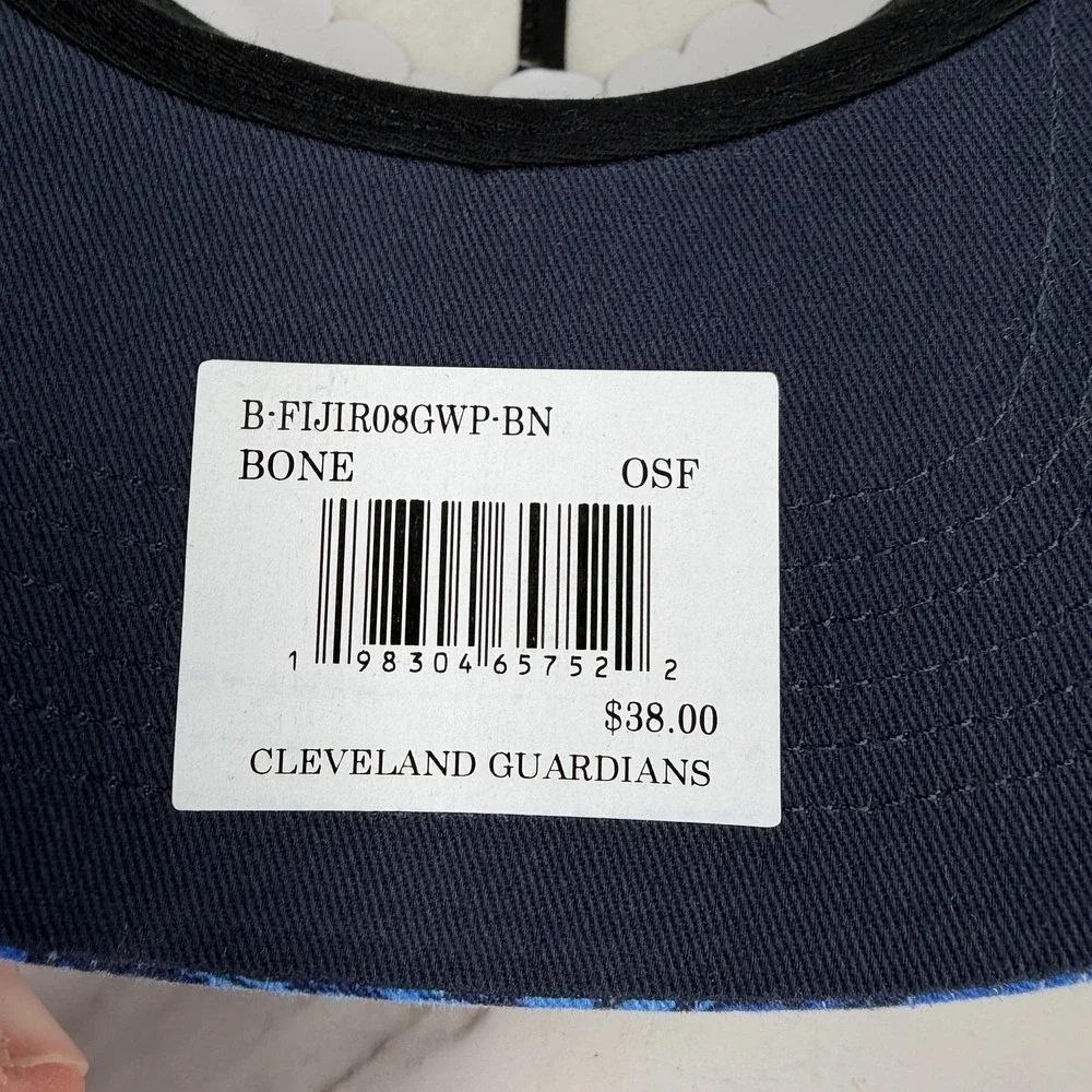 Cleveland Guardians Hat Cap Snap Back Mens One‎ Size Blue Baseball 47 Hitch NWOT